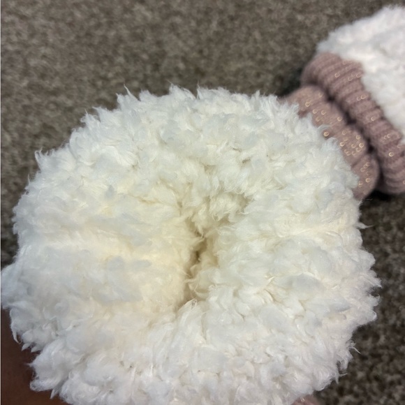 UGG Blush Cable Knit Socks with Fluffy White Cuffs - Picture 6 of 10